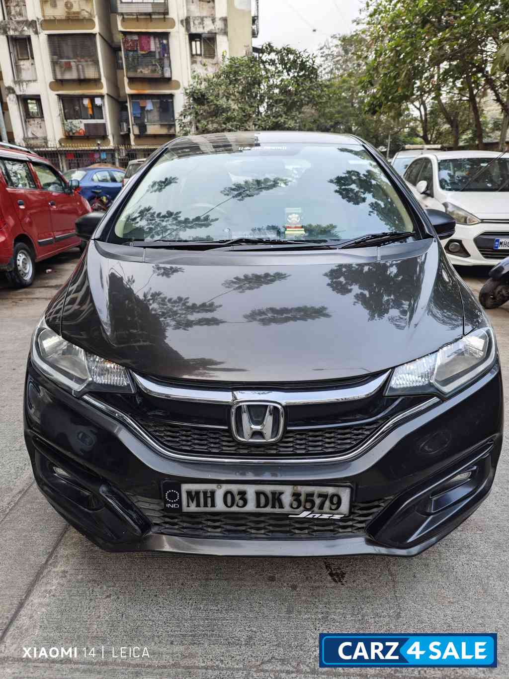 Golden Brown Honda Jazz V i-vtec BS6 2020 Petrol + CNG