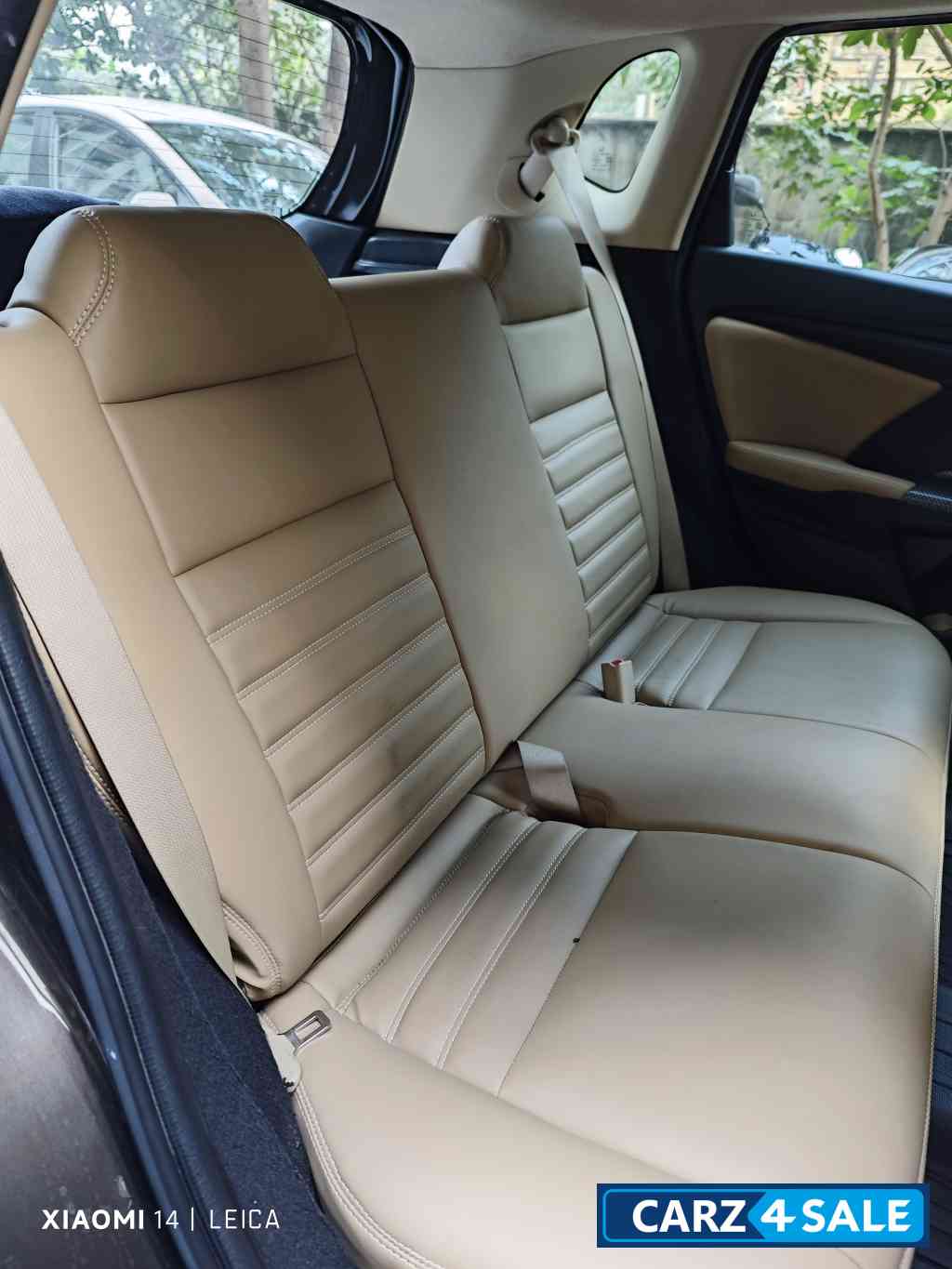 Golden Brown Honda Jazz V i-vtec BS6 2020 Petrol + CNG