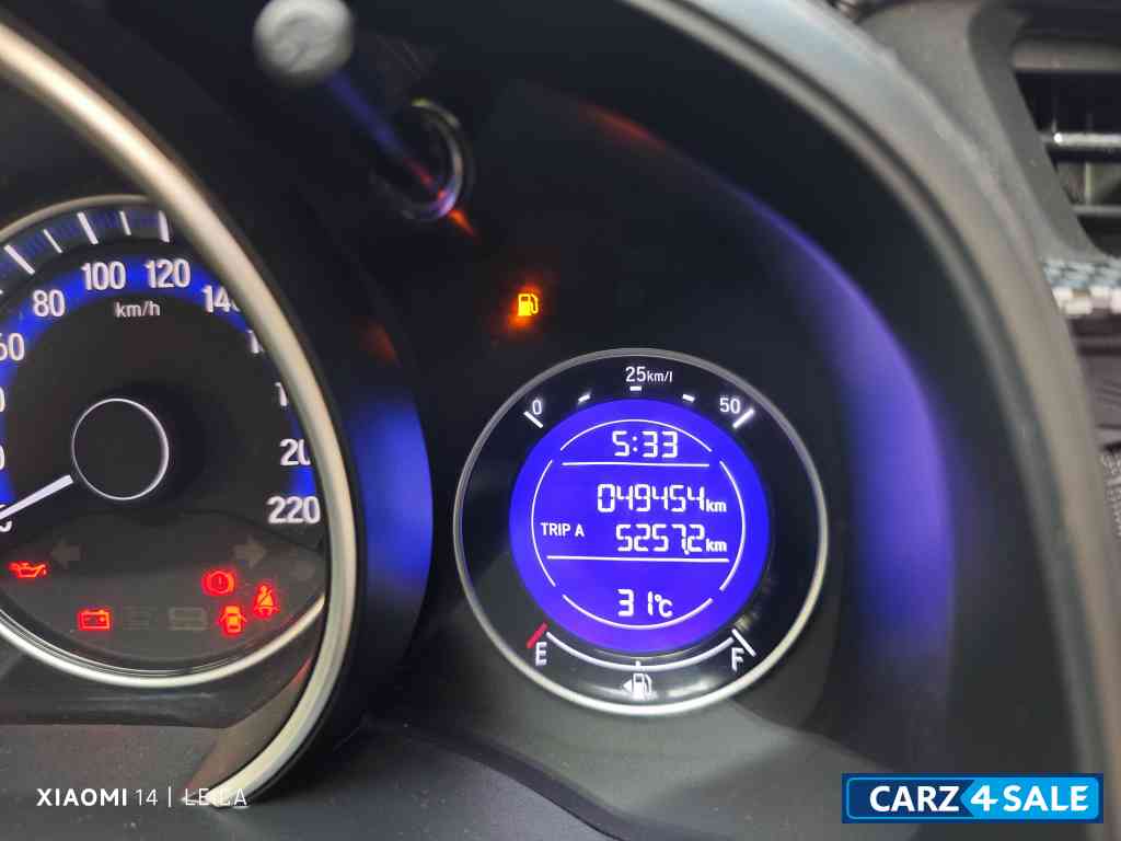 Golden Brown Honda Jazz V i-vtec BS6 2020 Petrol + CNG