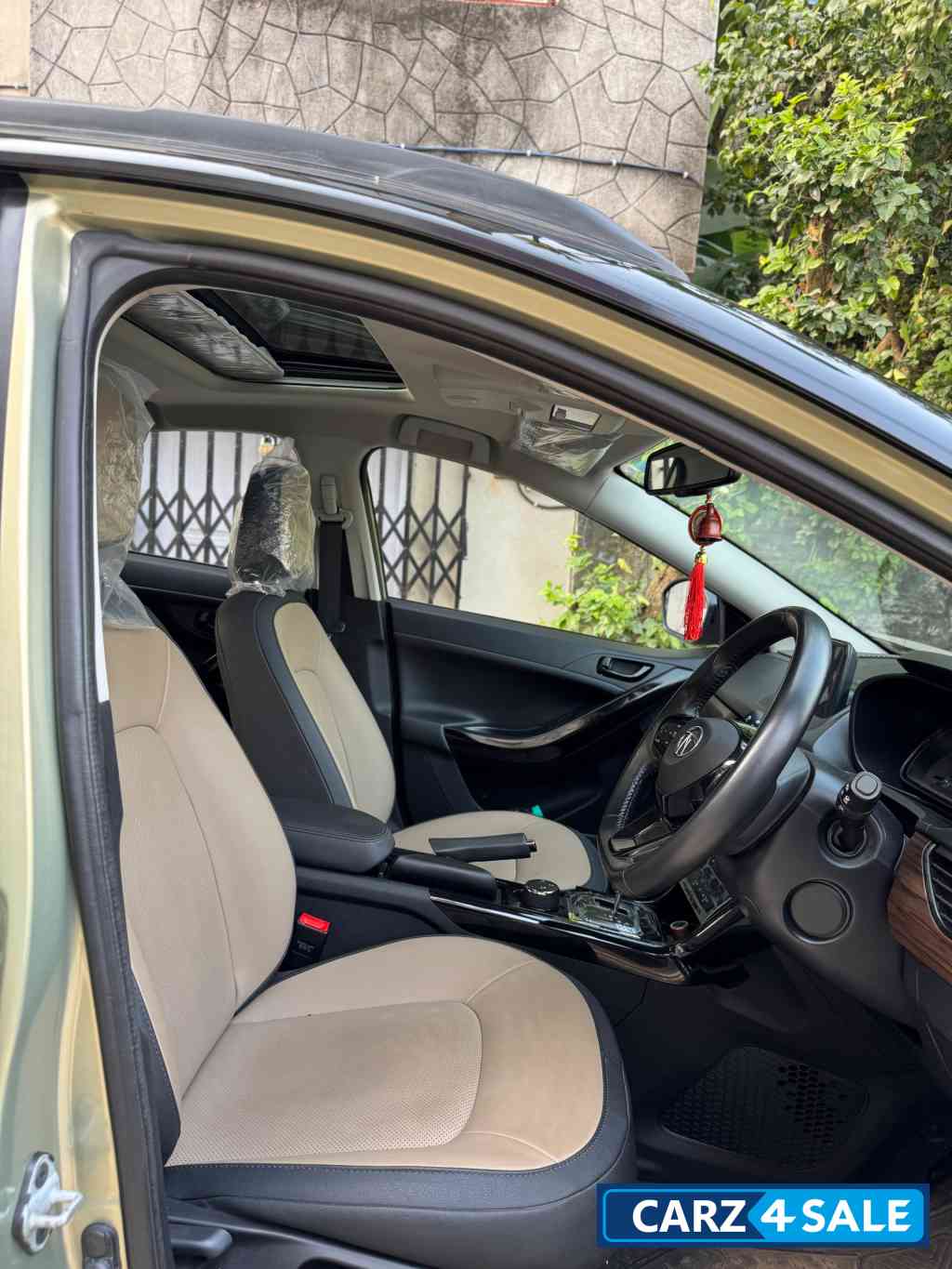 Grassland Beige Tata Nexon Kaziranga AMT Petrol