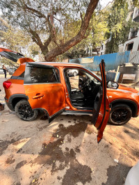 Autumn Orange Maruti Suzuki Vitara Brezza zdi