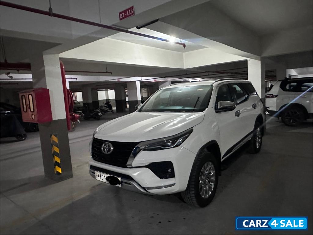 Toyota Fortuner 4x4 AT Diesel