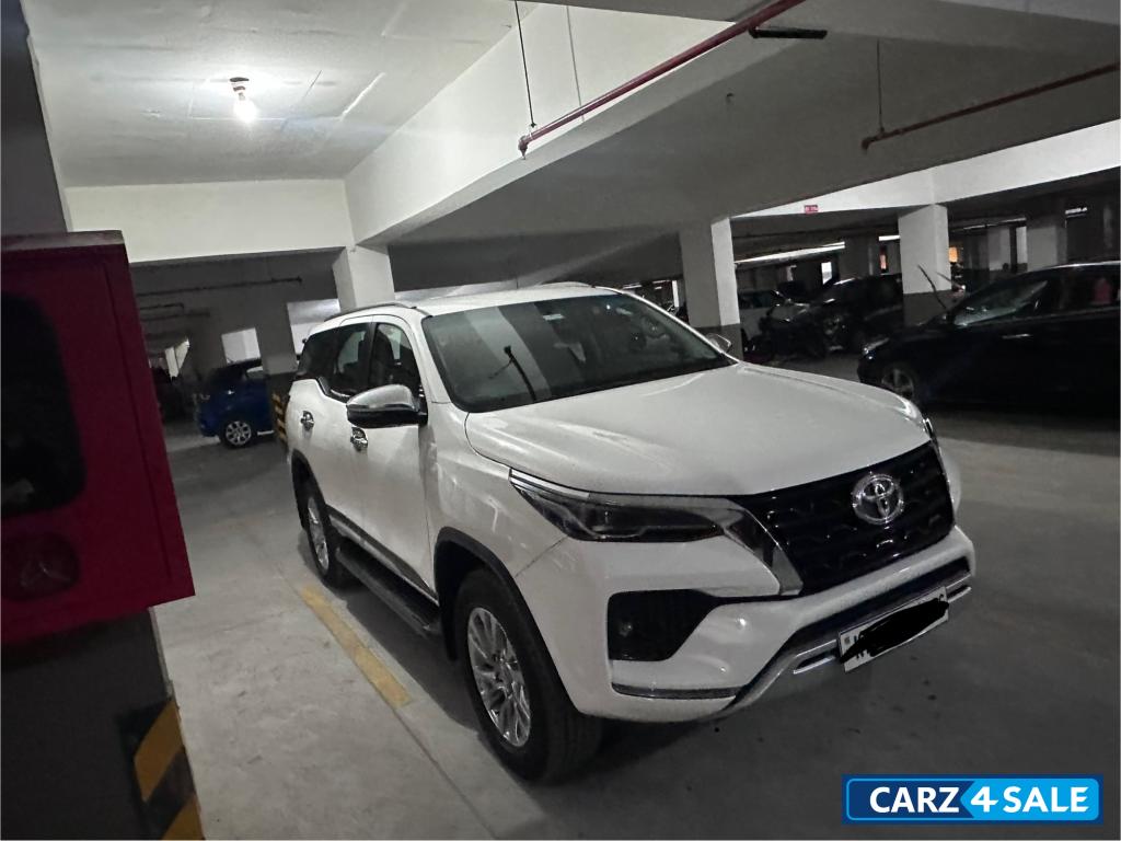 Toyota Fortuner 4x4 AT Diesel