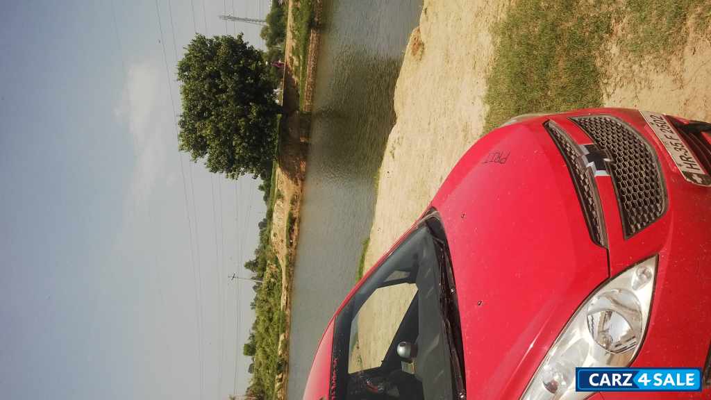 Super Red Chevrolet Beat ls petrol