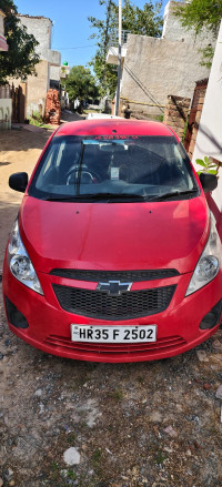 Super Red Chevrolet Beat ls petrol