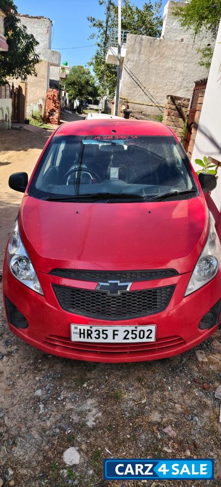 Super Red Chevrolet Beat ls petrol