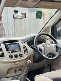 Toyota Innova 2.5G