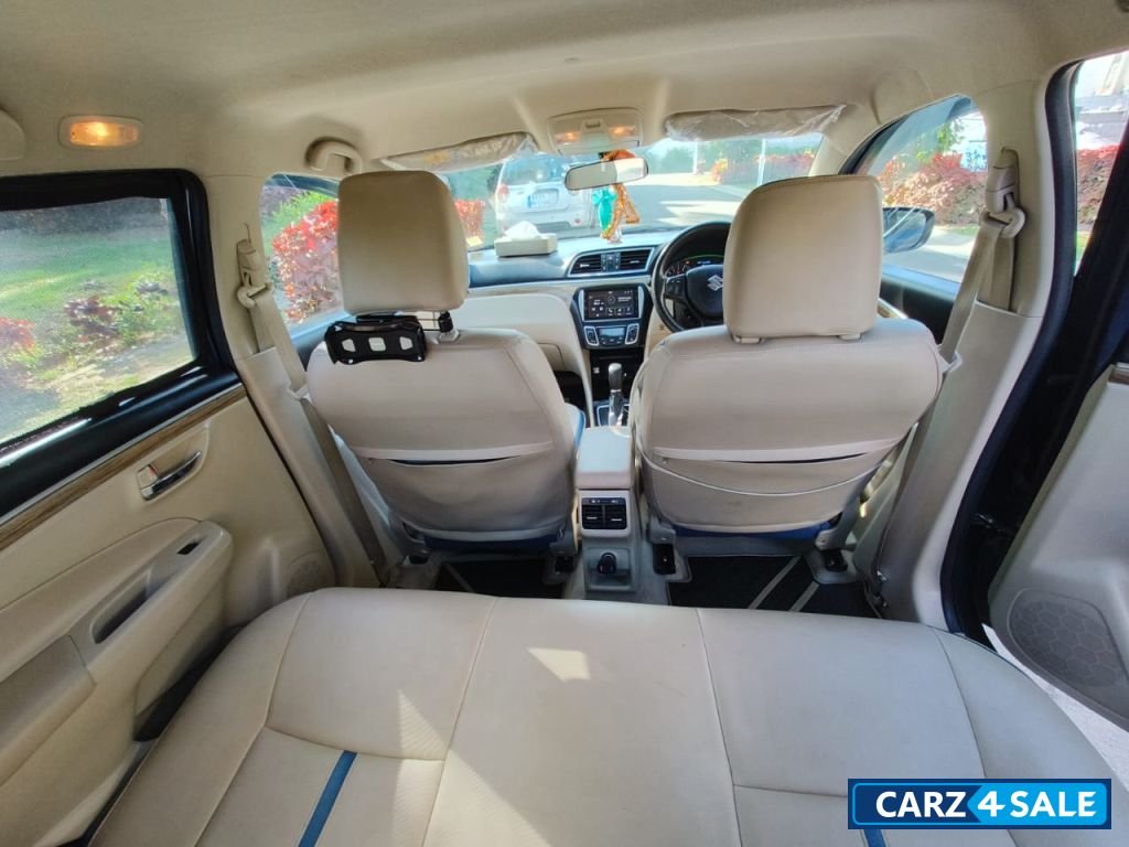 Maruti Suzuki Ciaz 1.5 Smart Hybrid Zeta AT