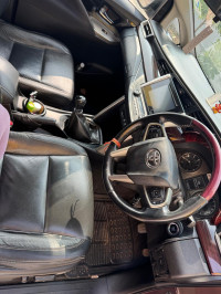 Toyota Innova INNOVA CRYSTA 2.4 ZX