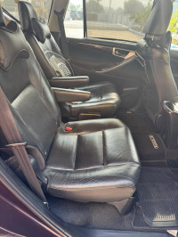 Toyota Innova INNOVA CRYSTA 2.4 ZX