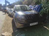 Mahindra XUV 500 W7