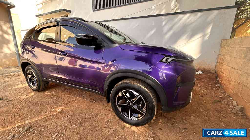 Tata Nexon Fearless purpule  DCA