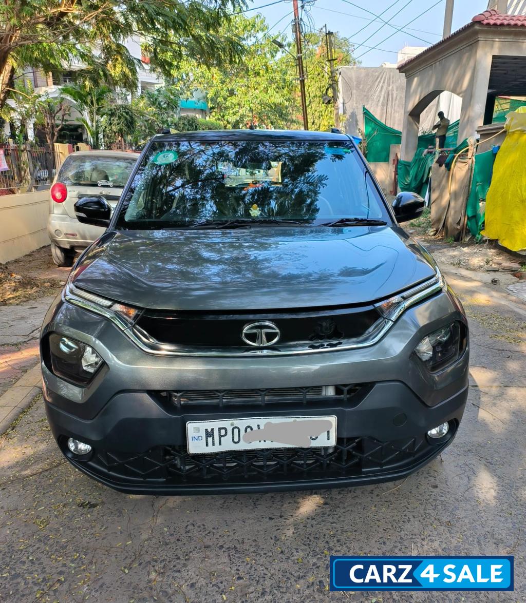 Tata Punch Creative IRA MT dual tone