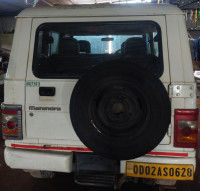White Mahindra Bolero BSIV