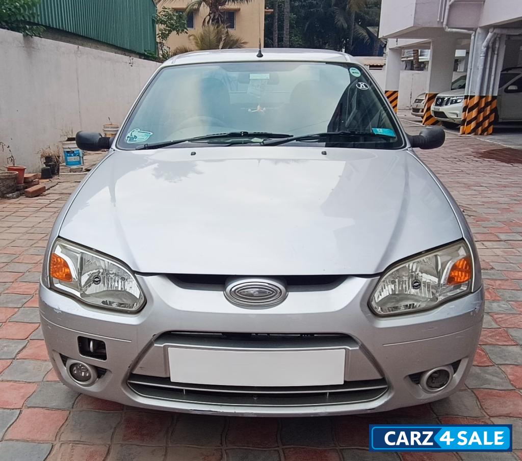 Sliver Ford Ikon 1.4 tdci