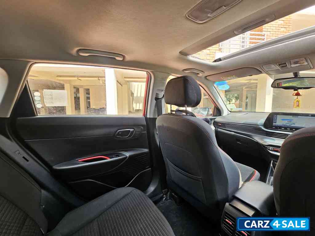 Hyundai i20 ASTA (O) DUAL TONE 1.2 MT