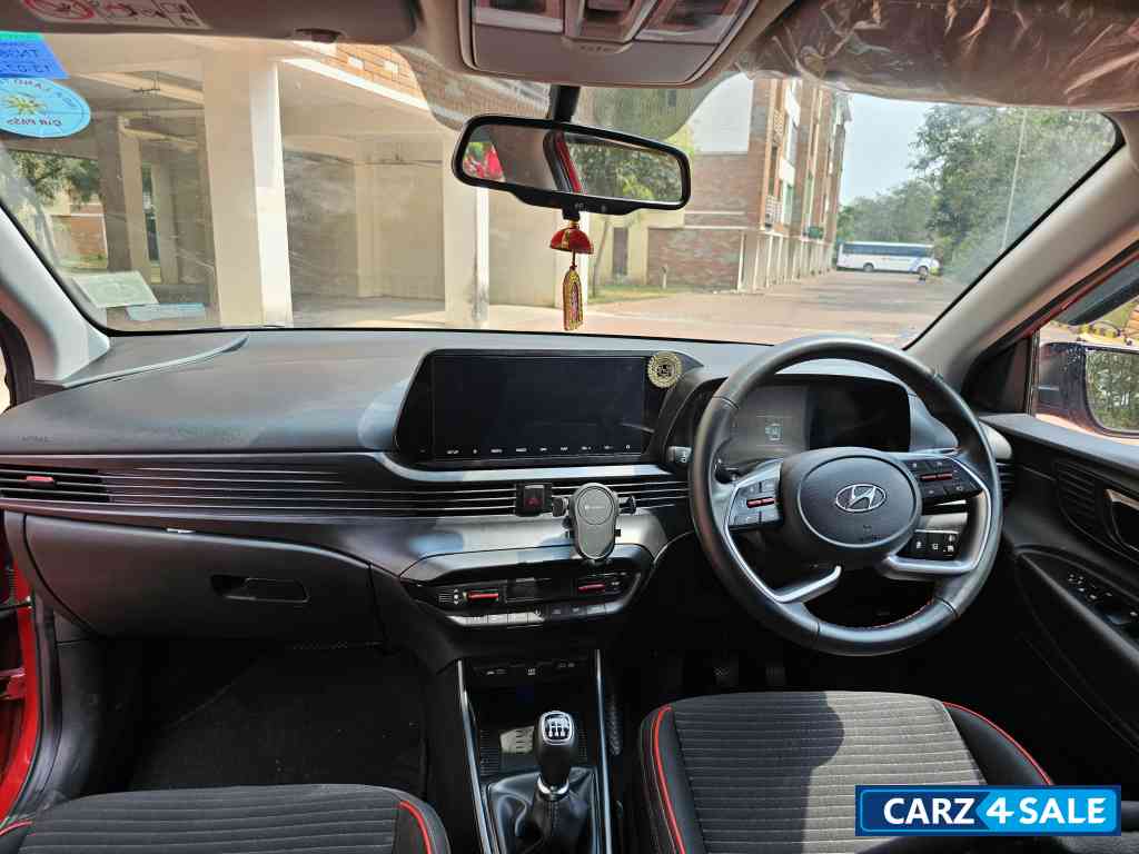 Hyundai i20 ASTA (O) DUAL TONE 1.2 MT