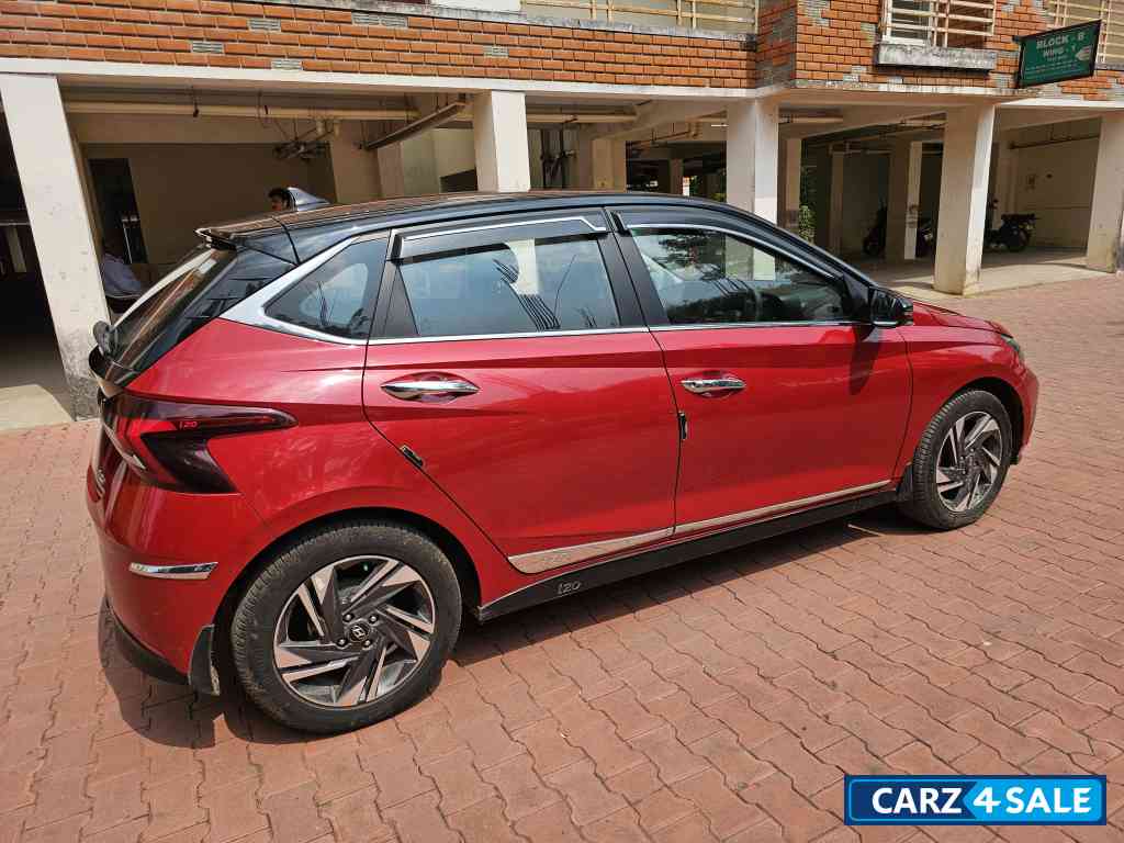 Hyundai i20 ASTA (O) DUAL TONE 1.2 MT