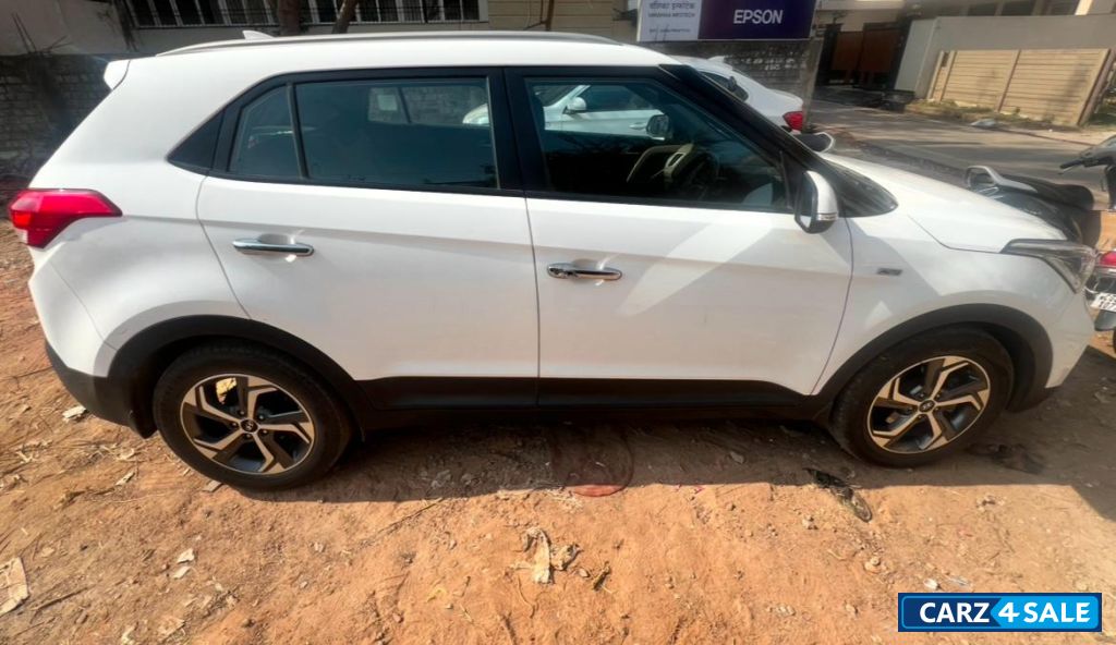 Hyundai Creta AUTO PETROL