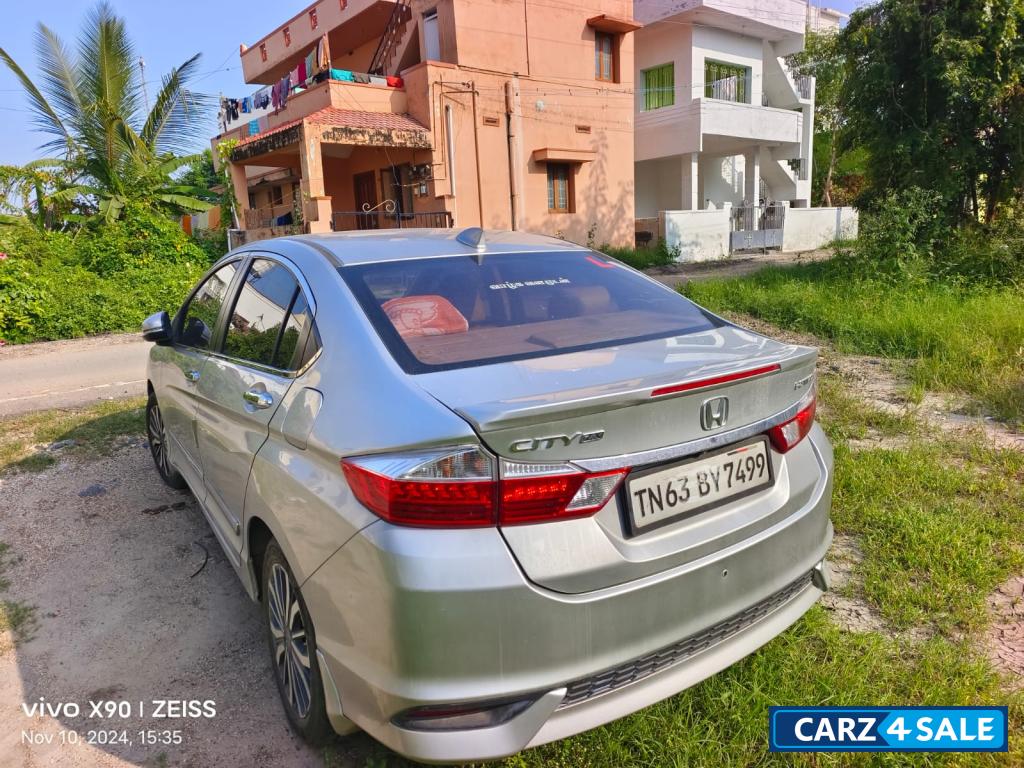 Silver Honda City I - DTEC