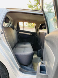 Silver Maruti Suzuki Swift VXI