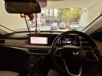 Mahindra XUV700 AX7 Diesel AT