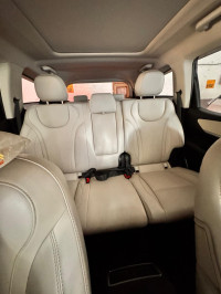 Mahindra XUV700 AX7 Diesel AT