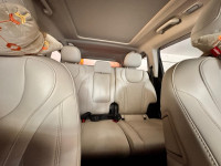 Mahindra XUV700 AX7 Diesel AT