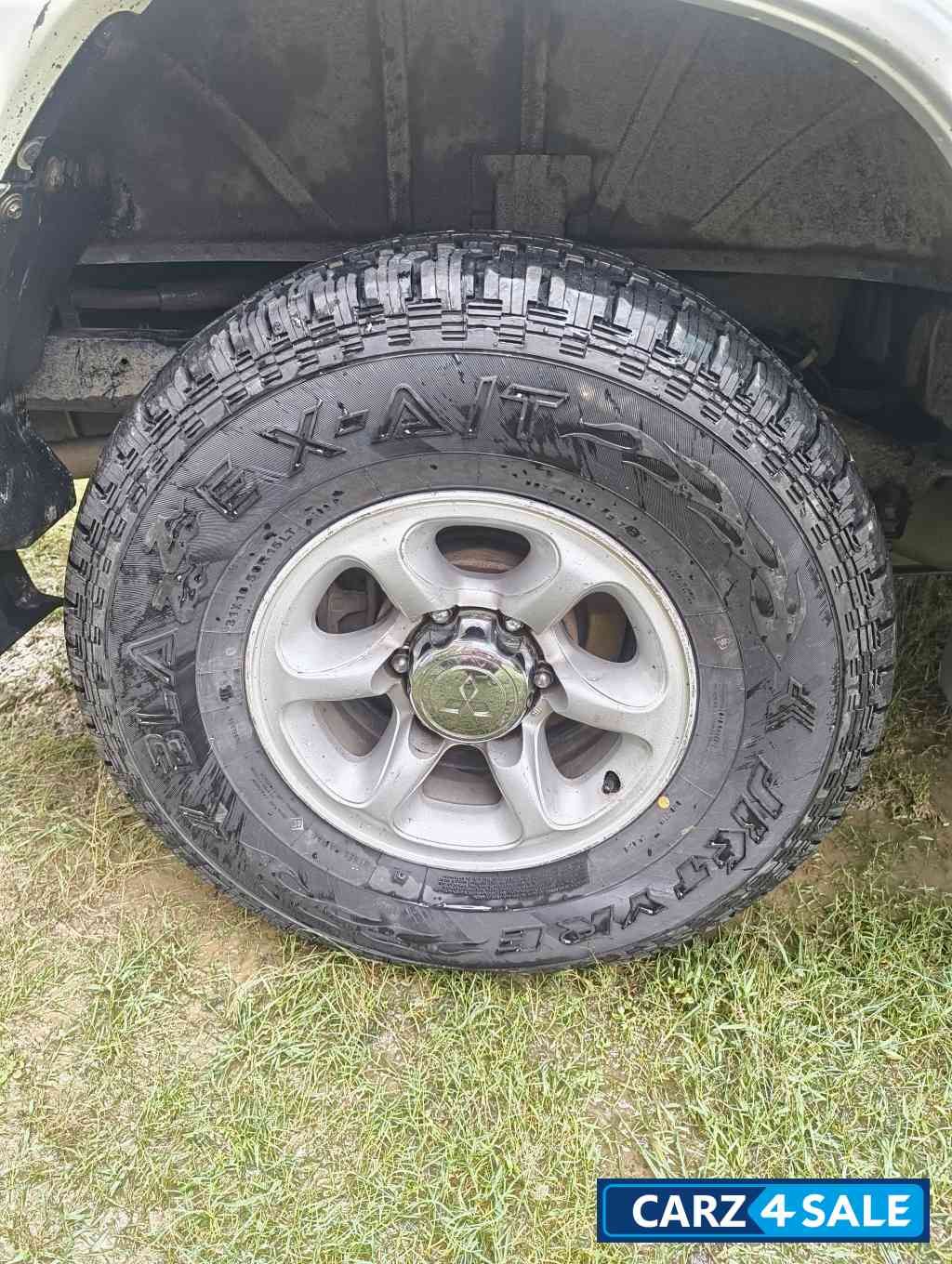 Mitsubishi Pajero Sfx