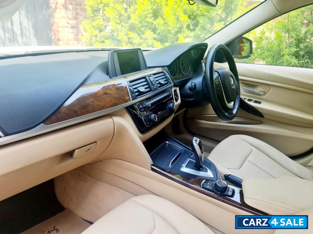 BMW 3-Series Prestige