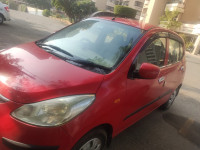 Red Hyundai i10 Magna AT