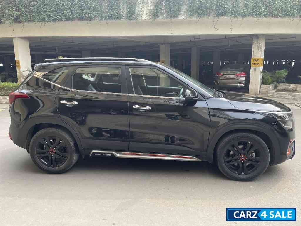Kia Seltos G1.5 6MT HTX AE