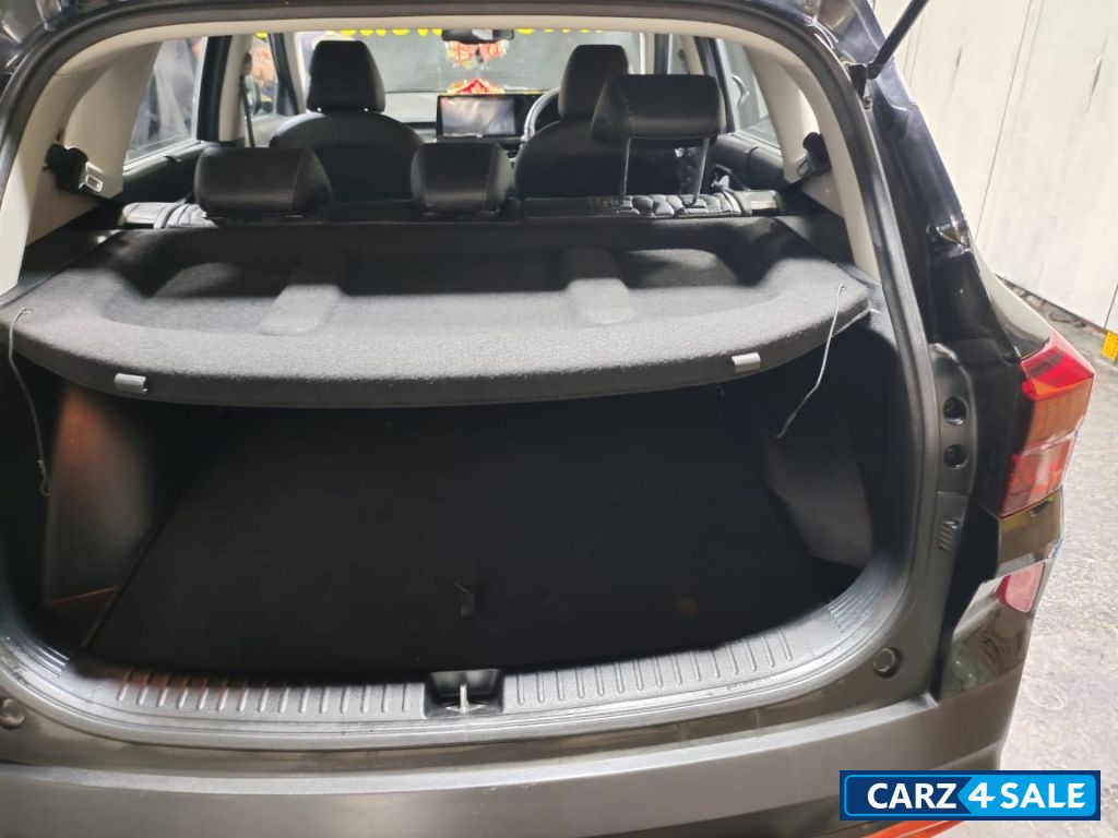 Kia Seltos G1.5 6MT HTX AE