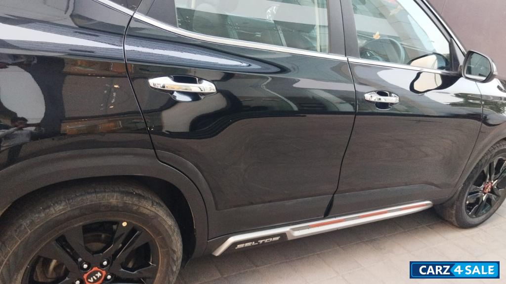 Kia Seltos G1.5 6MT HTX AE