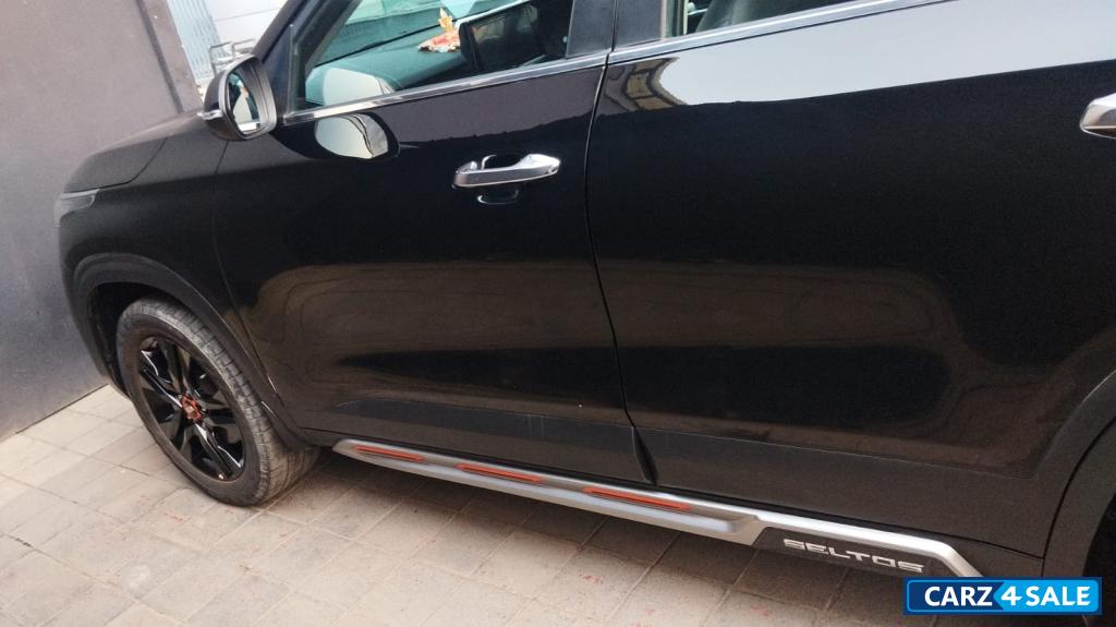 Kia Seltos G1.5 6MT HTX AE