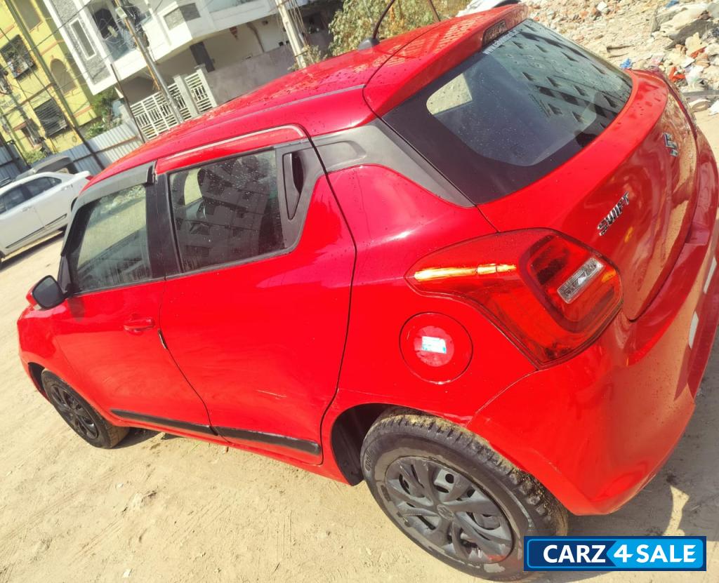 Maruti Suzuki Swift Vxi