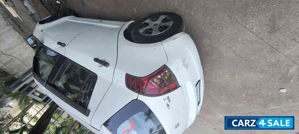 Maruti Suzuki Swift Vxi