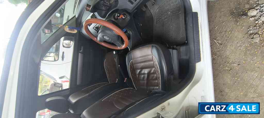 Maruti Suzuki Swift Vxi