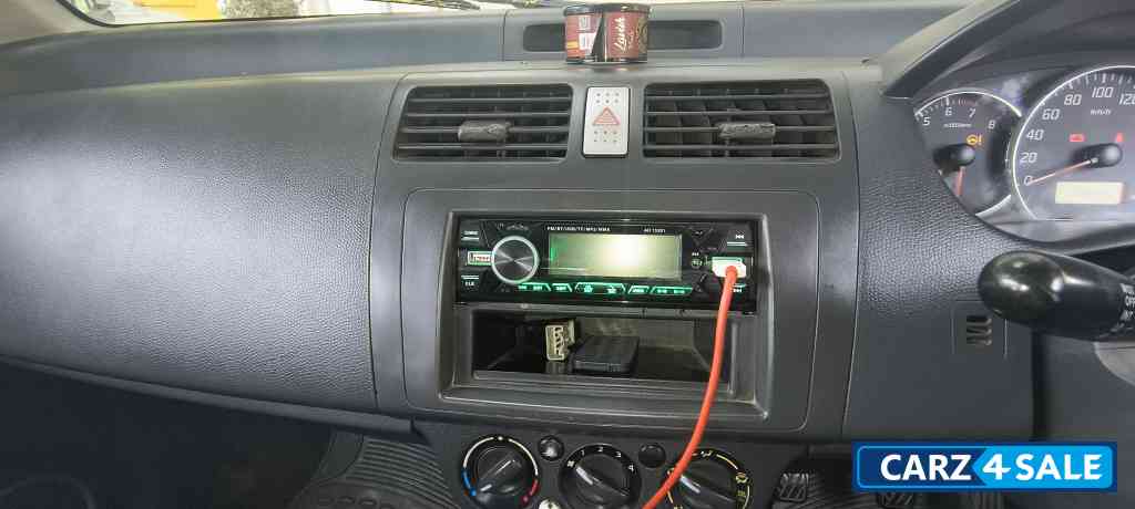 Maruti Suzuki Swift Vxi