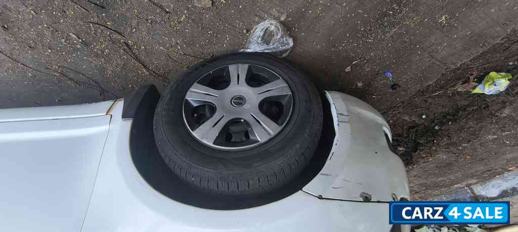 Maruti Suzuki Swift Vxi