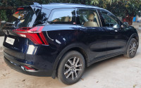 Midnight Black Mahindra XUV700 AX7 AT