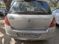 Silver Maruti Suzuki Swift VDi