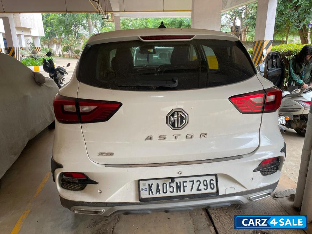 MG Astor style