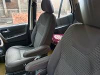 Pearl White Tata Safari VX VARICOR 400 STROME