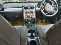 Pearl White Tata Safari VX VARICOR 400 STROME