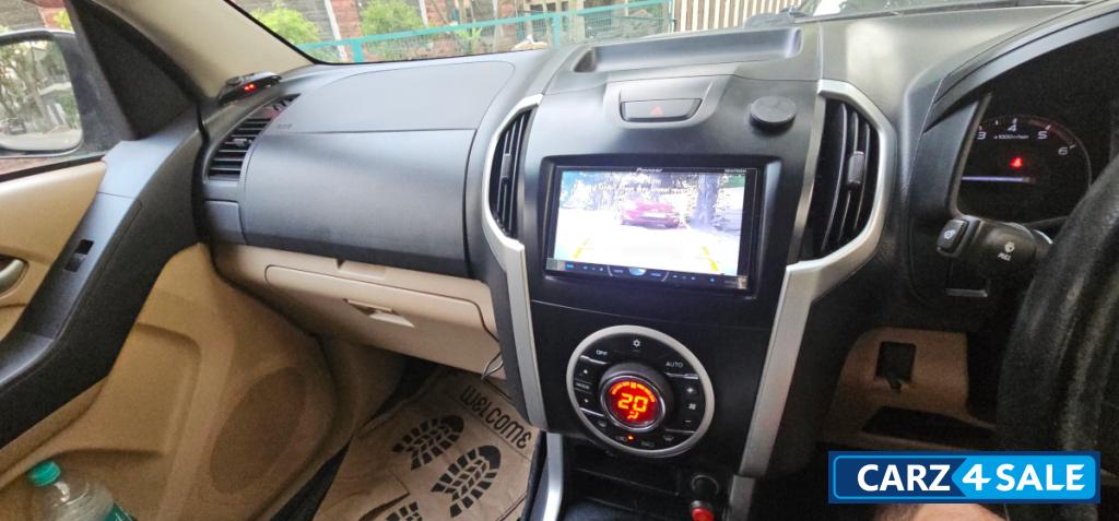 Isuzu D-Max V-Cross 4x4