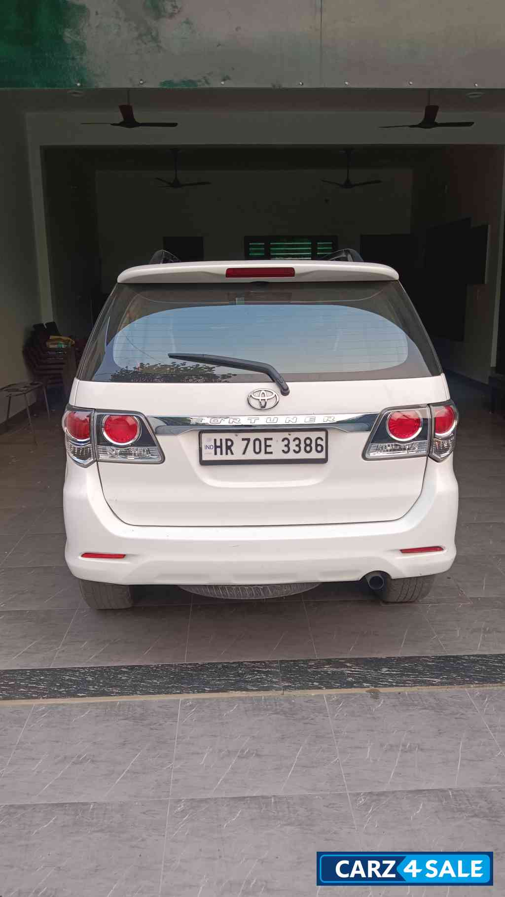 Toyota Fortuner 4*2 MT