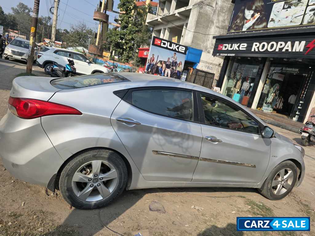 Hyundai Elantra 2.0 crdi