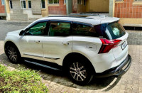 Everest White Mahindra XUV700 AX7L D AT