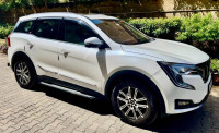 Everest White Mahindra XUV700 AX7L D AT